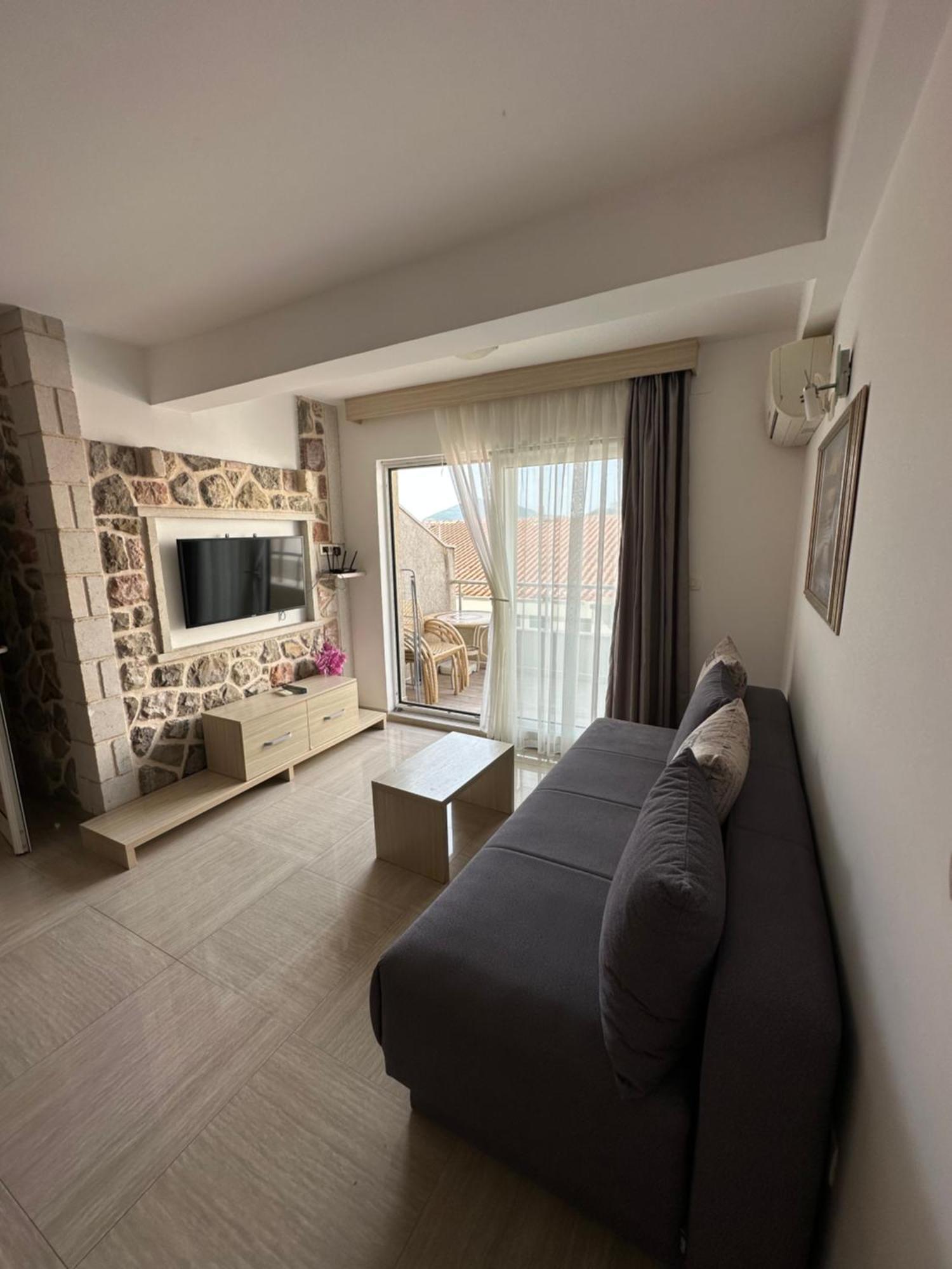 Aura Apartments Budva Kültér fotó