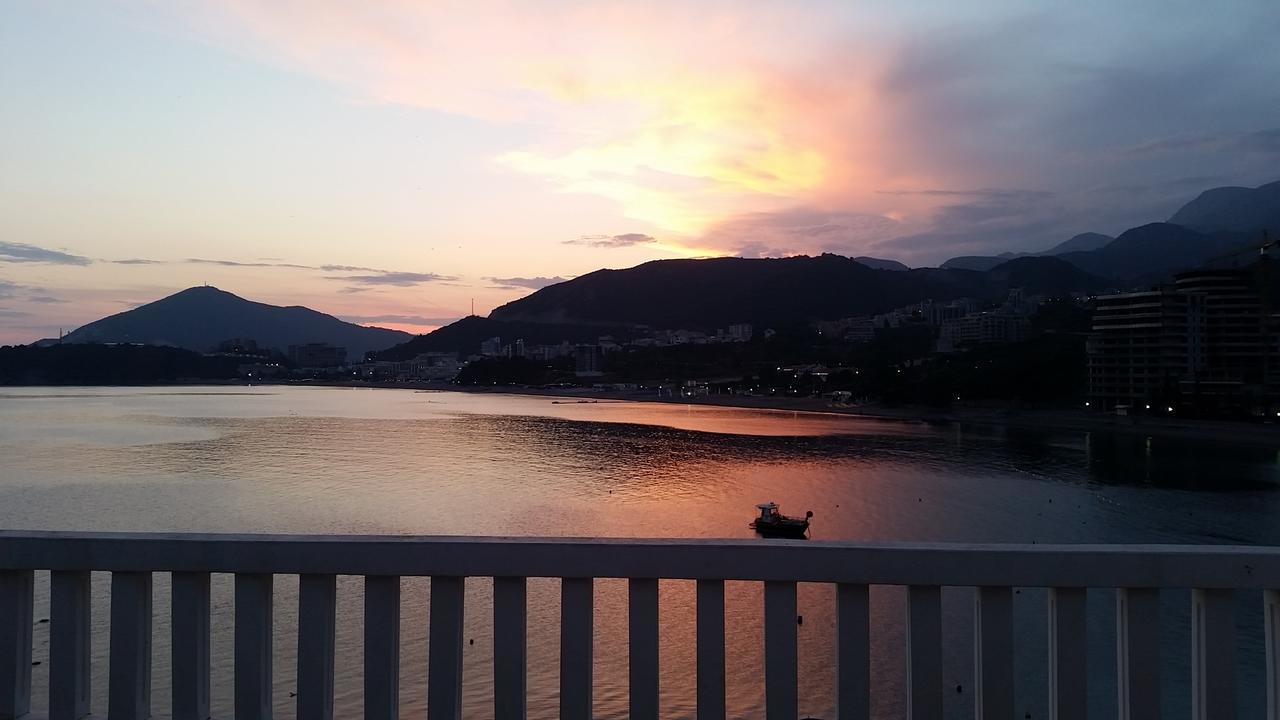 Aura Apartments Budva Kültér fotó