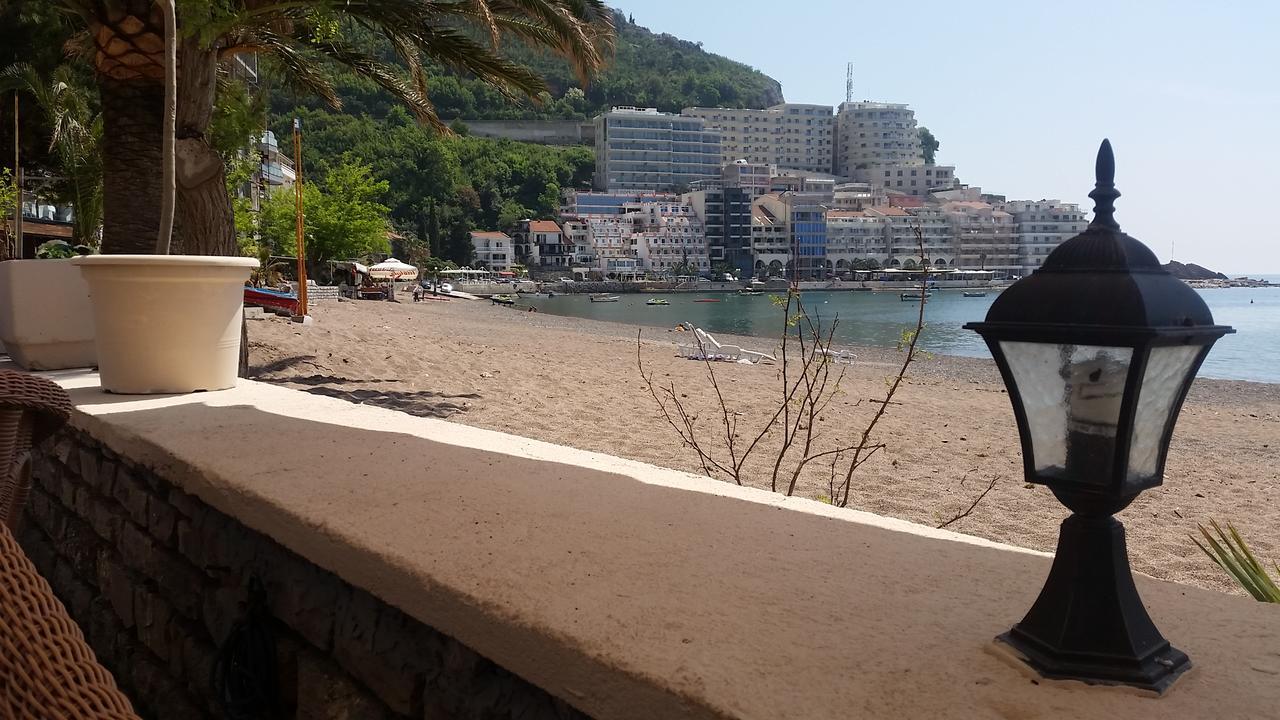 Aura Apartments Budva Kültér fotó